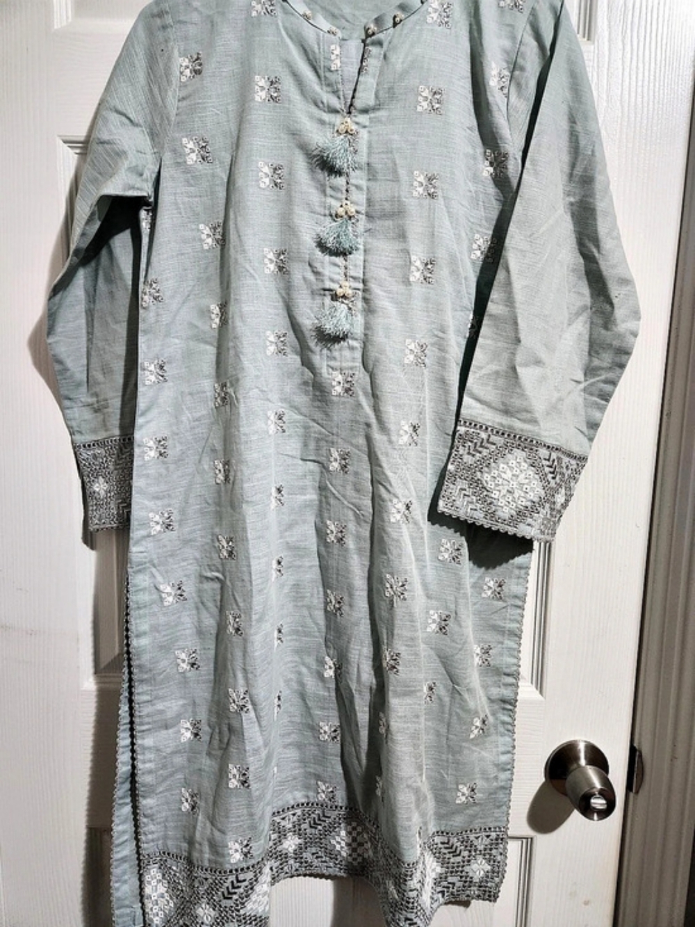 Embroidered Green Kurta